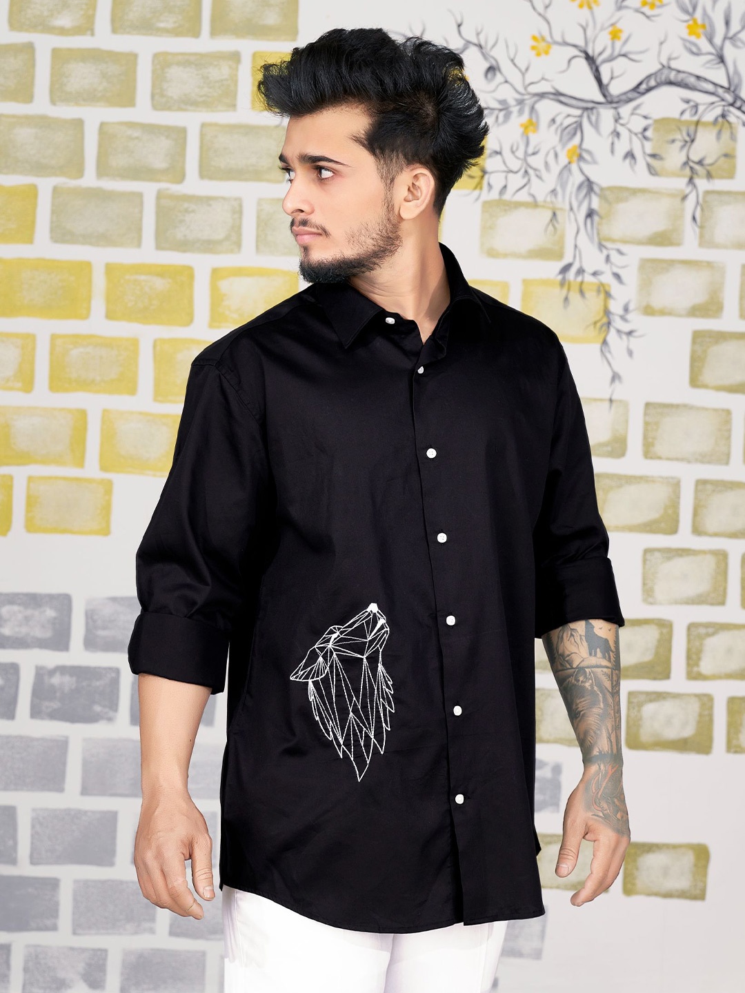 

FRENCH CROWN Men Cotton Standard Geometric Printed Casual Shirt, Black