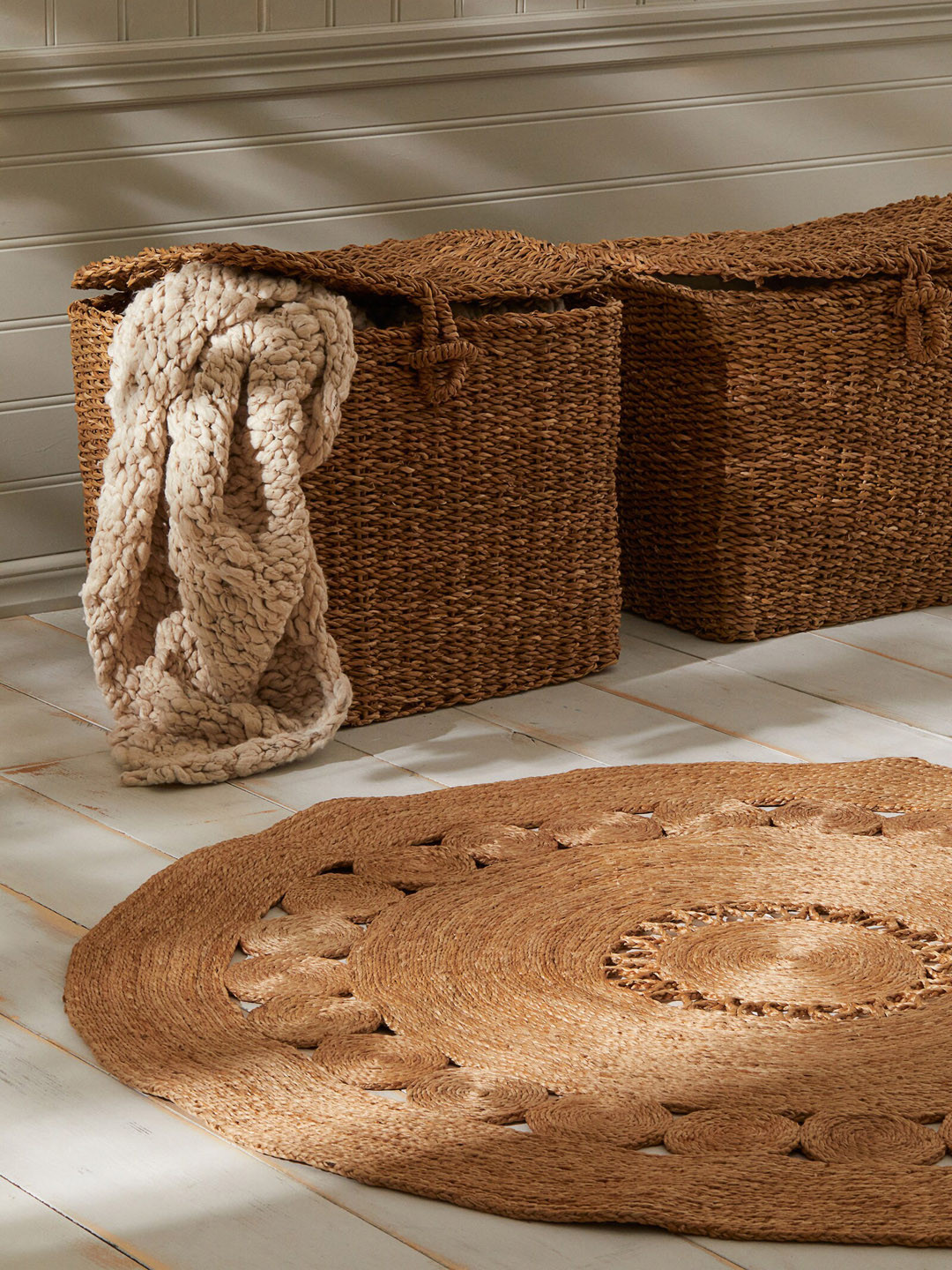

H&M Beige Lidded Storage Basket