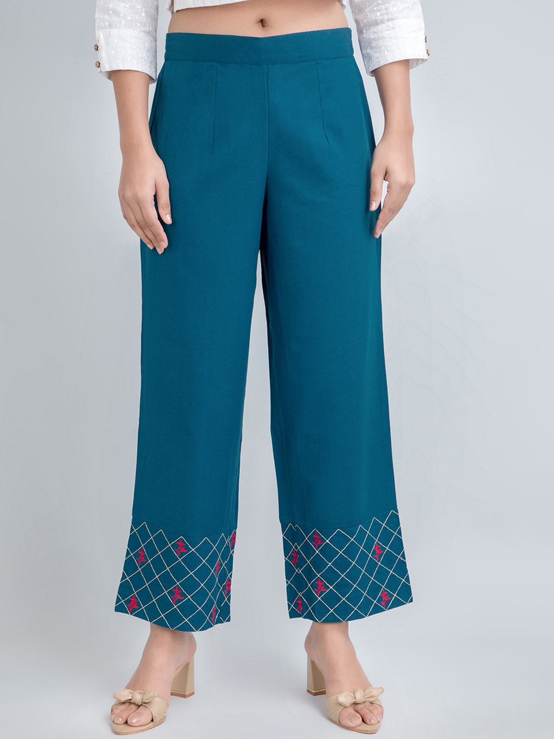 

fabGLOBAL Women Cotton Loose Fit Easy Wash Cropped Parallel Trousers, Blue