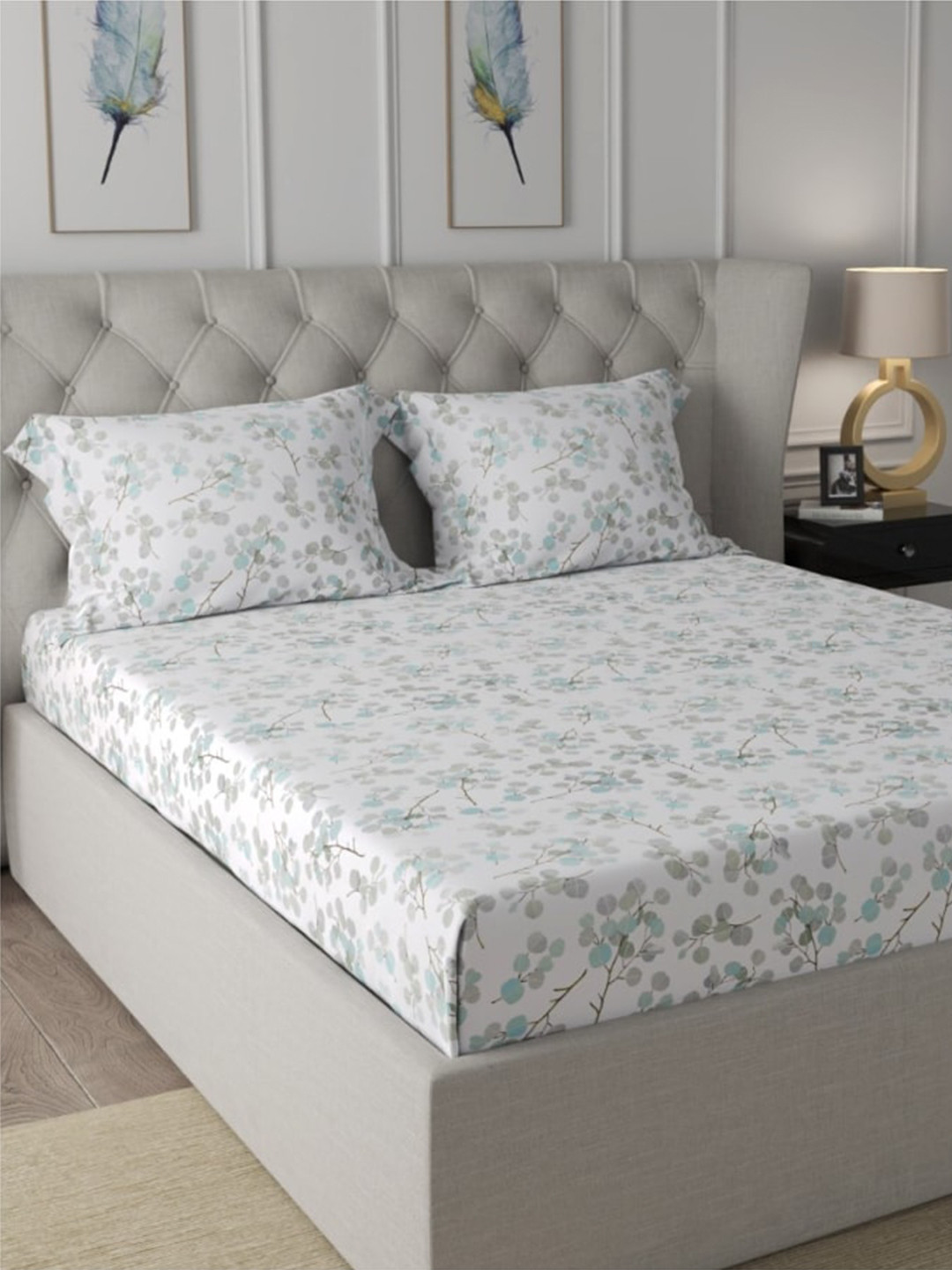 

URBAN SPACE Serene White & Green 200 TC Flat Pure Cotton King Bedsheet & 2 Pillow Covers