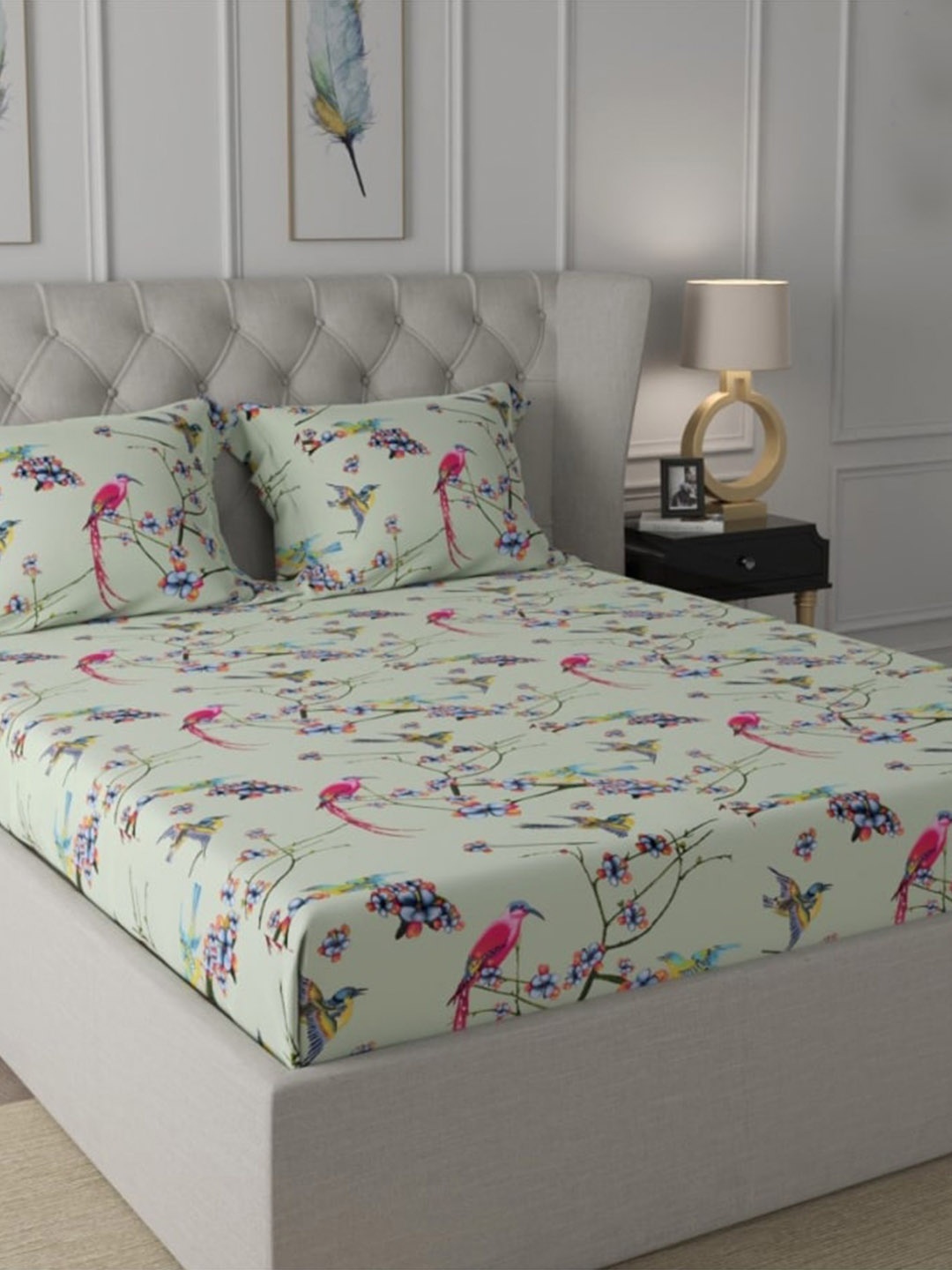 

URBAN SPACE Serene Green & Pink Floral 200 TC Flat Cotton King Bedsheet & 2 Pillow Covers