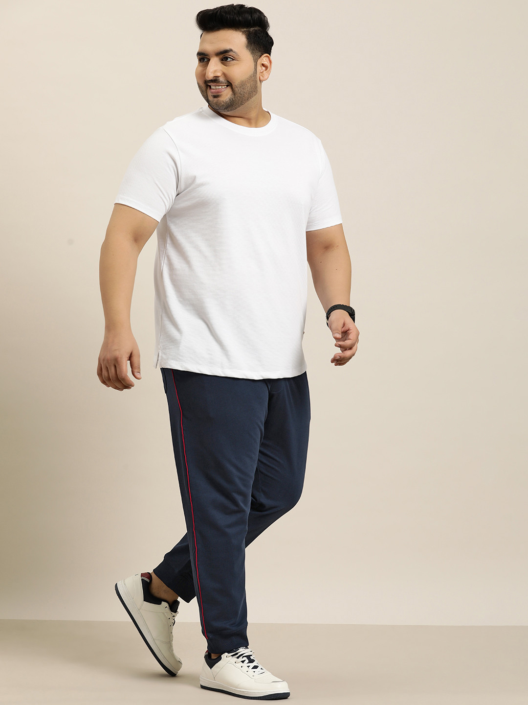 

Sztori Plus Size Men Contrast Tipping Cotton Joggers, Navy blue