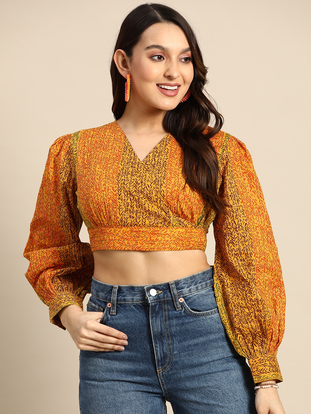 

Sangria Printed Blouson Crop Top, Yellow