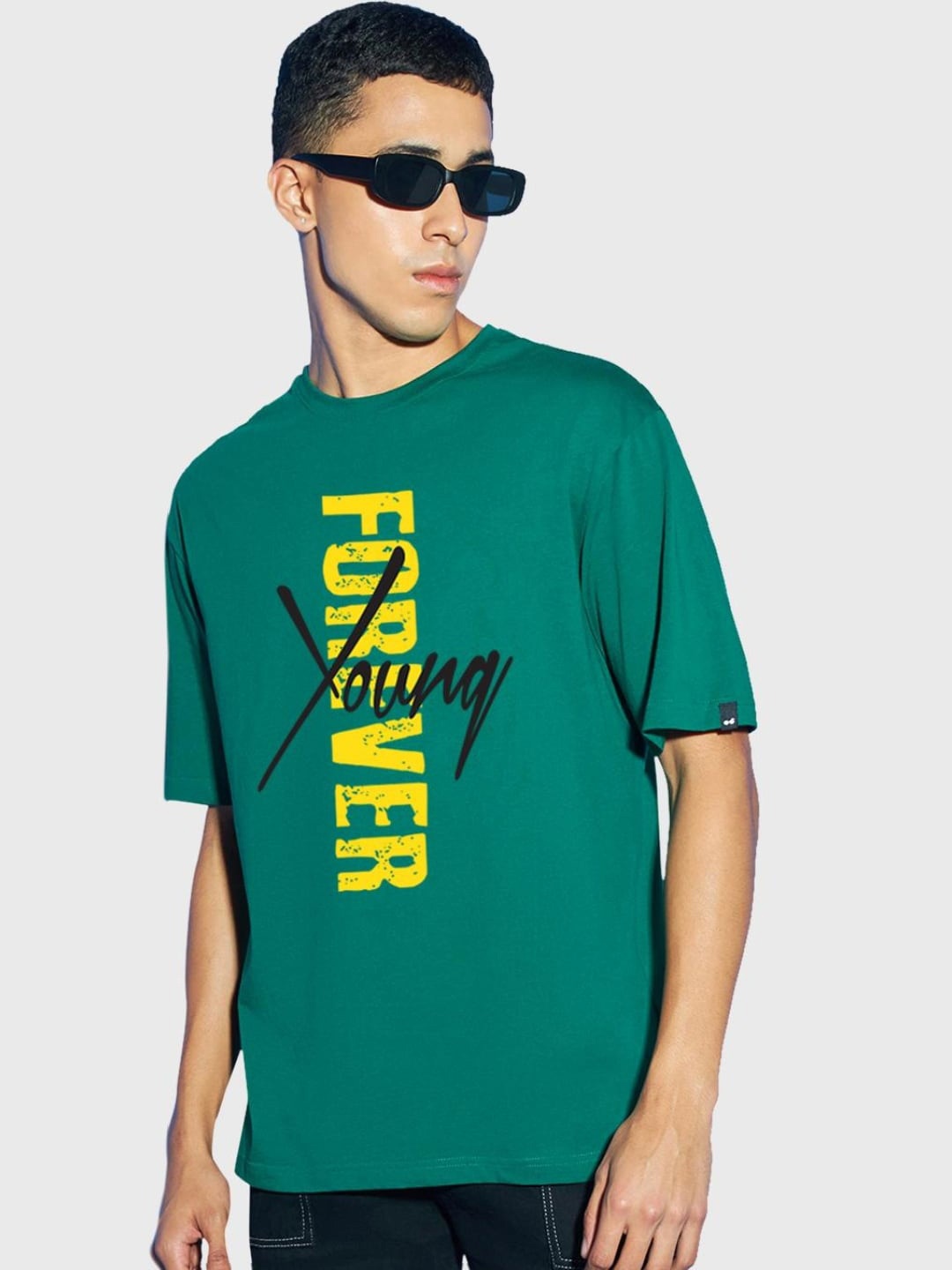 

Bewakoof Men Typography Printed Loose Fitted Cotton T-shirt, Green