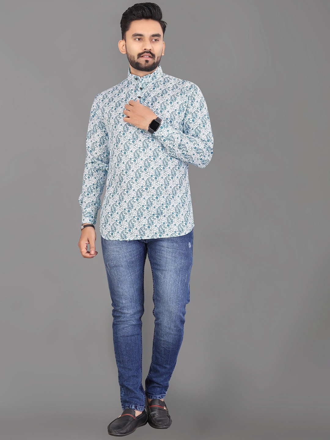 

APNISHA Men Paisley Printed Cotton Kurta, White