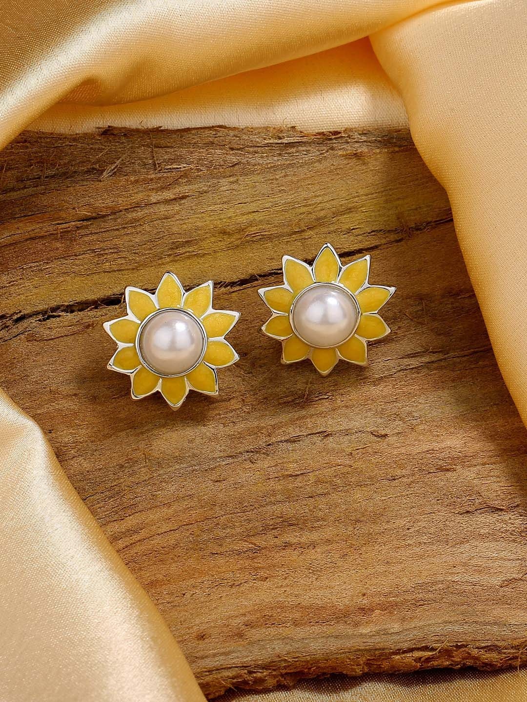 

Estele Rhodium Plated Floral Studs Earrings, White