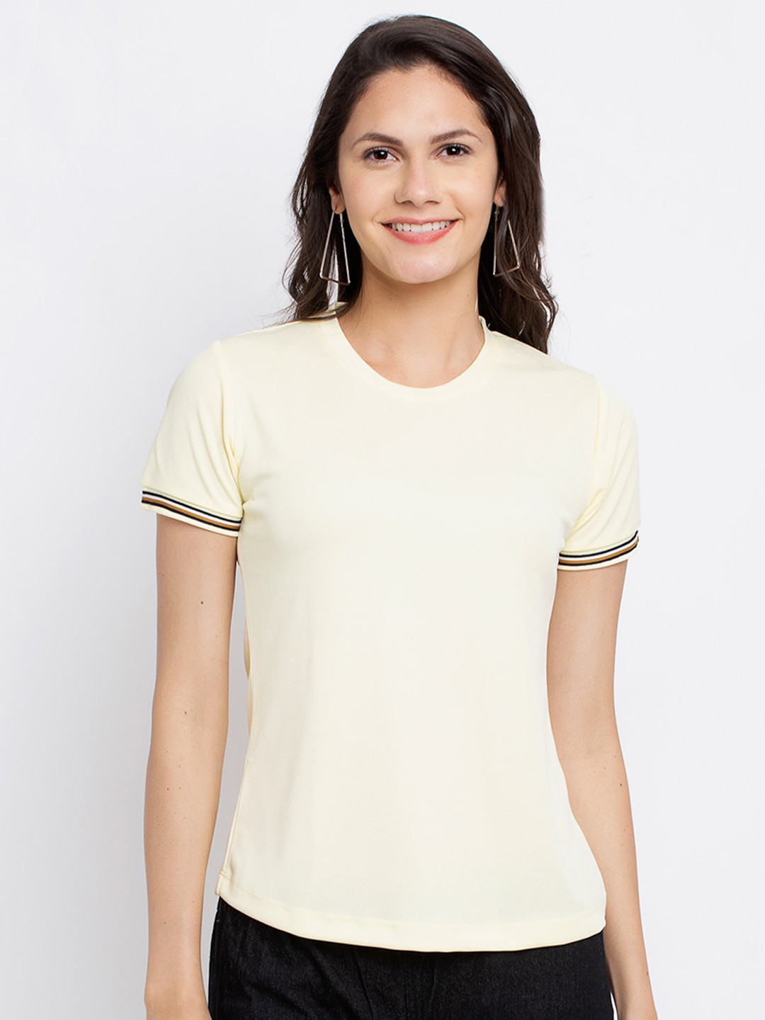 

PERFKT-U Round Neck Slim Fit T-shirt, Yellow