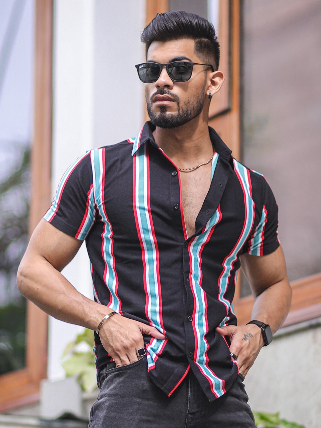 

Powerlook Men Slim Fit Vertical Stripes Half Sleeves Casual Shirt, Black