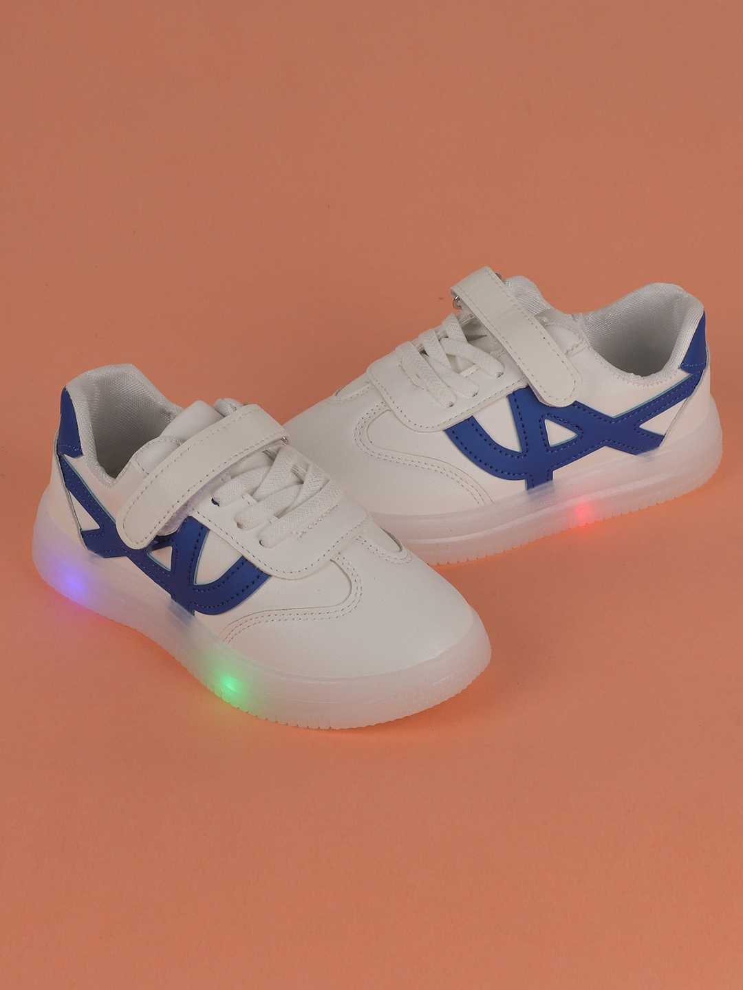 

FEETWELL SHOES Kids Colourblocked LED Velcro Sneakers, White