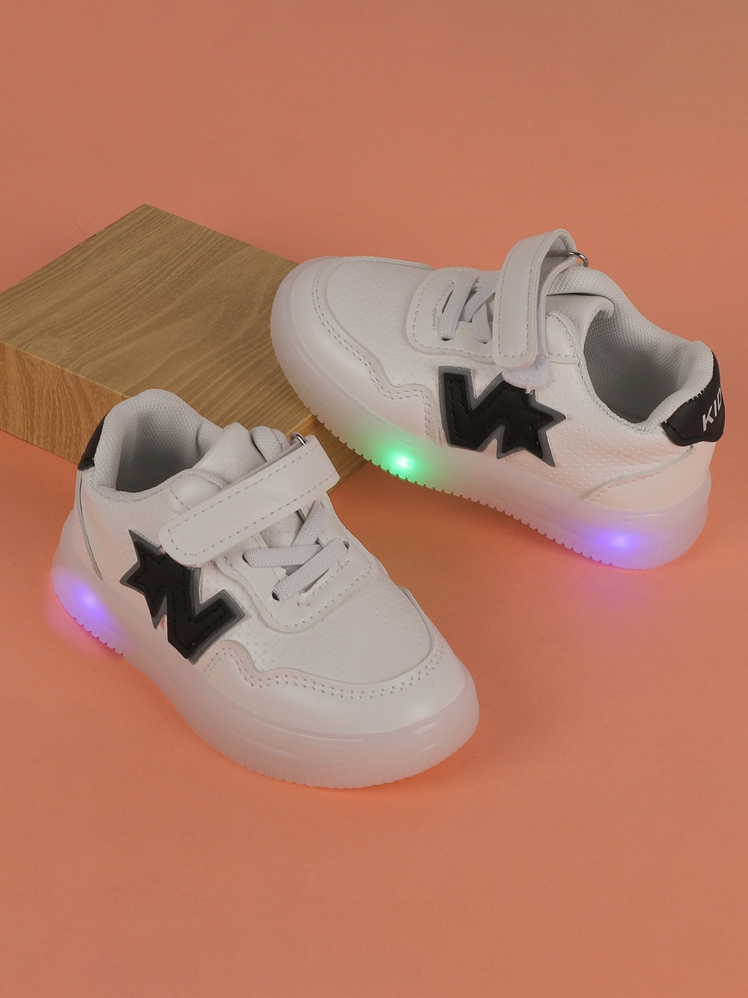 

FEETWELL SHOES Kids Colourblocked LED Velcro Sneakers, White