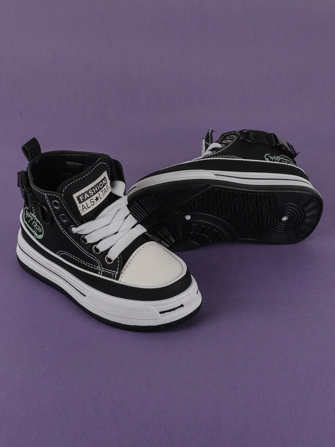 

FEETWELL SHOES Kids Colourblocked Mid-Top Lace-Up Sneakers, Black