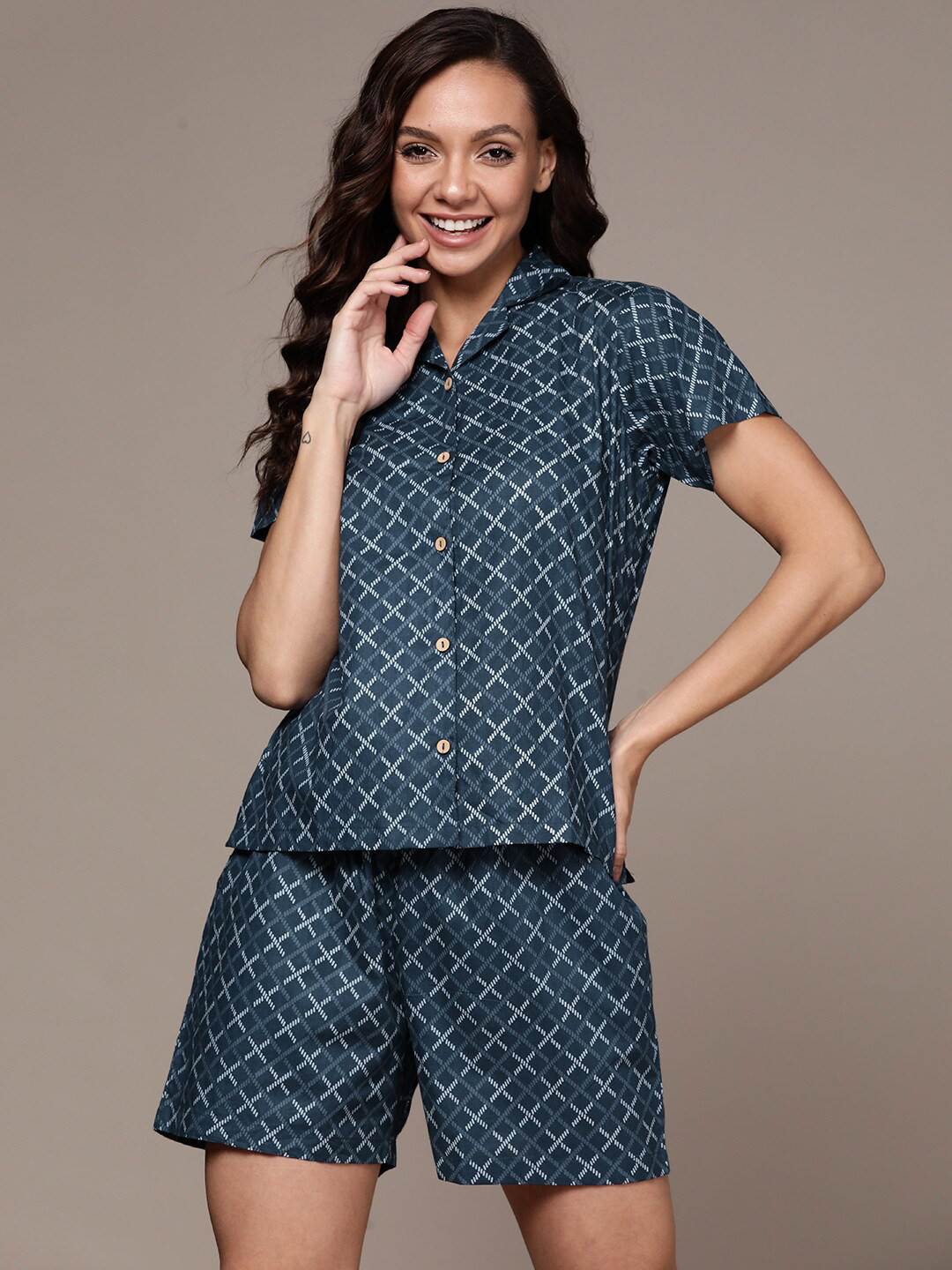 

Anubhutee Geometric Printed Pure Cotton Night Suit, Navy blue