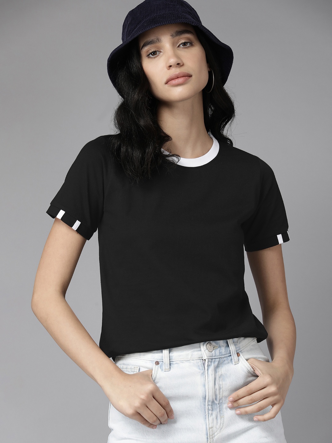 

Roadster Pure Cotton Round Neck T-shirt, Black