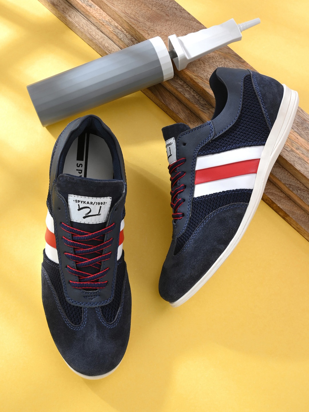 

SPYKAR Men Suede Sneakers, Navy blue