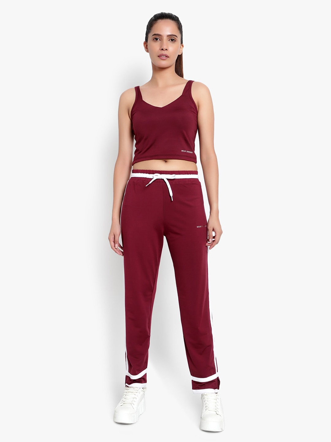 

Wearjukebox Crop Top with Trousers, Maroon