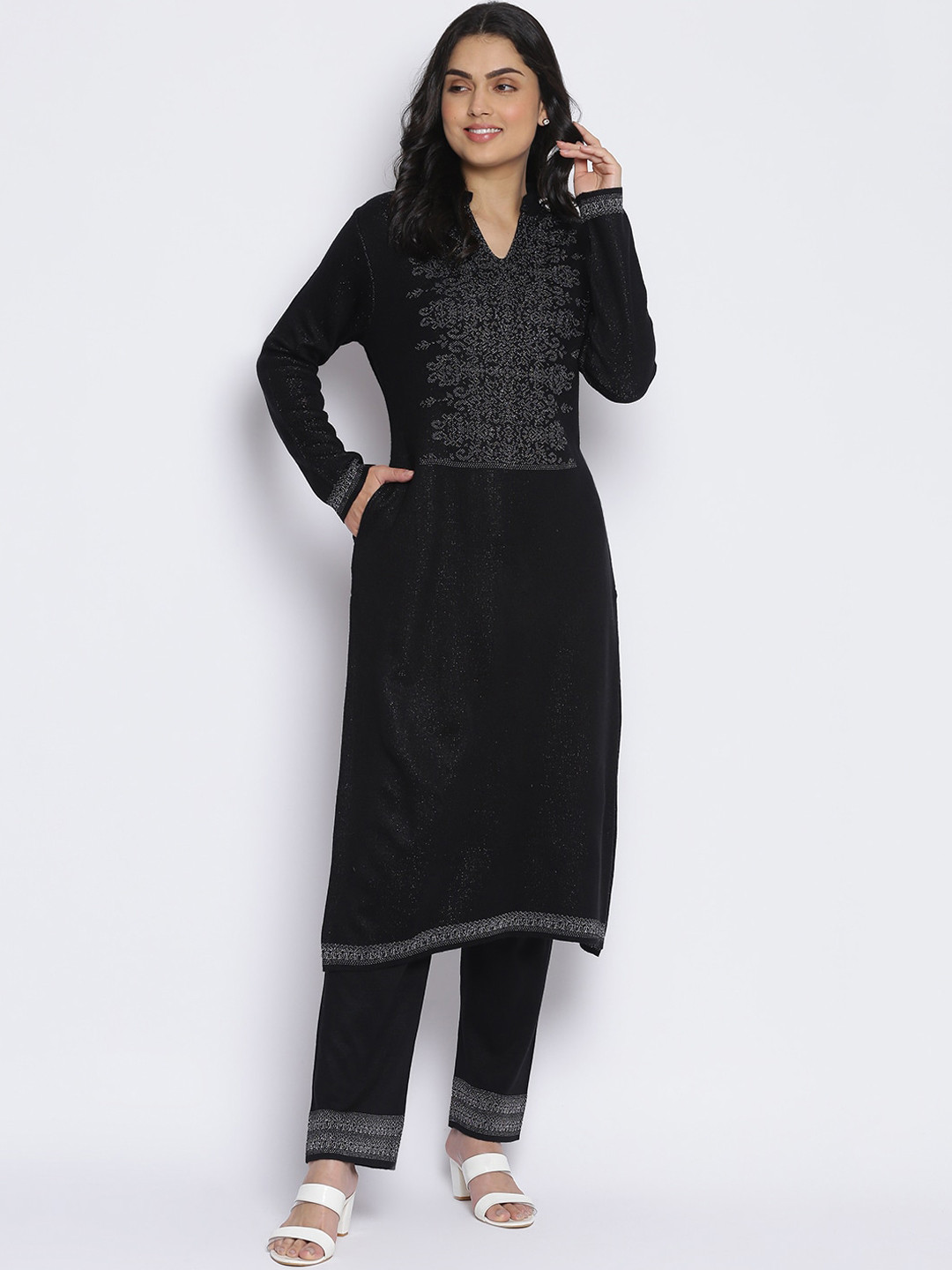 

MIKHAD Women Black Ethnic Motifs Yoke Design Jacquard Kurta
