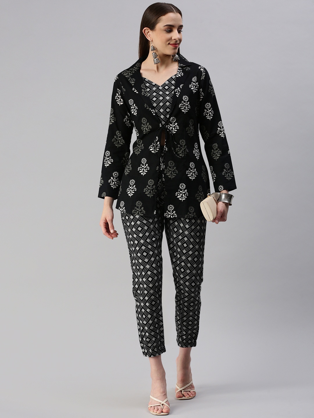 

kipek Women Printed Top With Trousers & With Jacket, Black