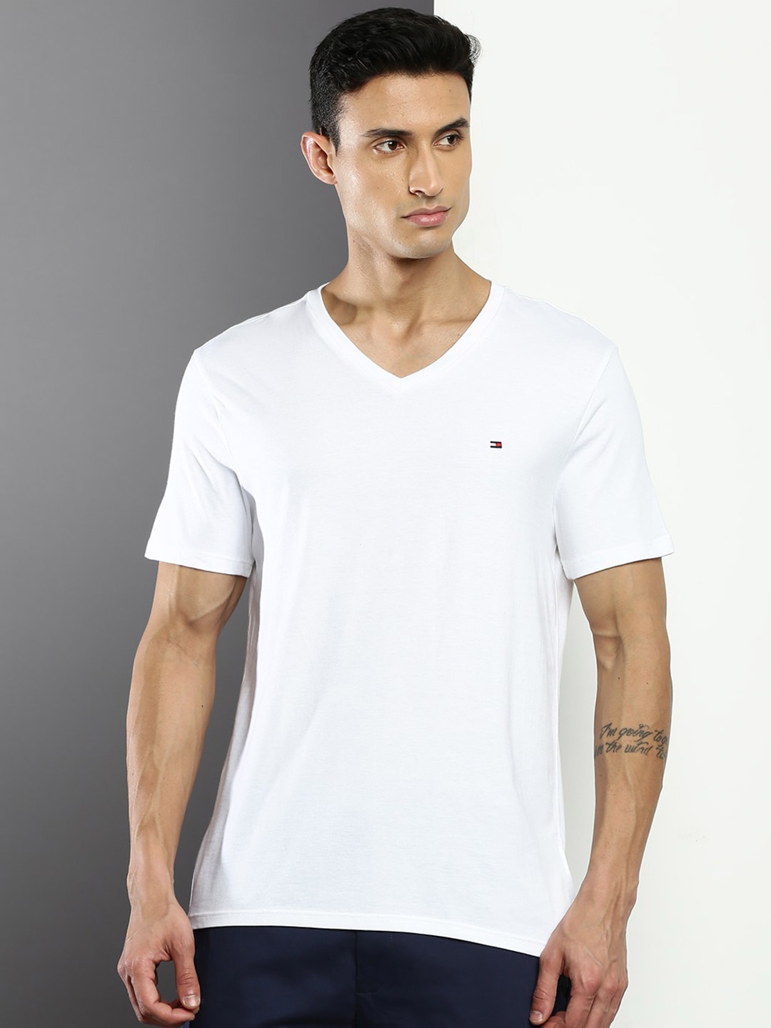 

Tommy Hilfiger V-Neck Short Sleeve Cotton T-shirt, White
