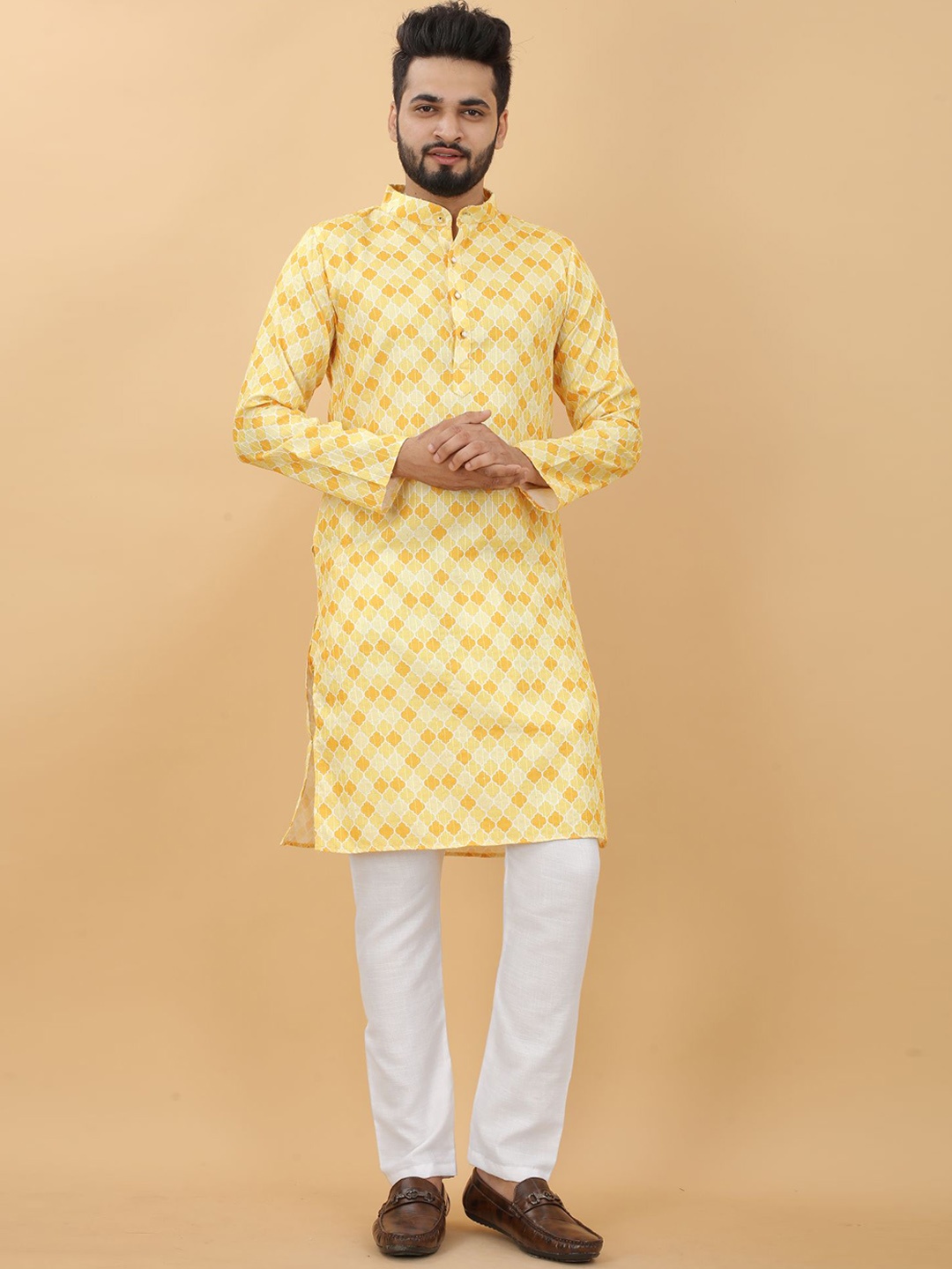 

PREMROOP- THE STYLE YOU LOVE Ethnic Motifs Printed Mandarin Collar Kurta, Yellow