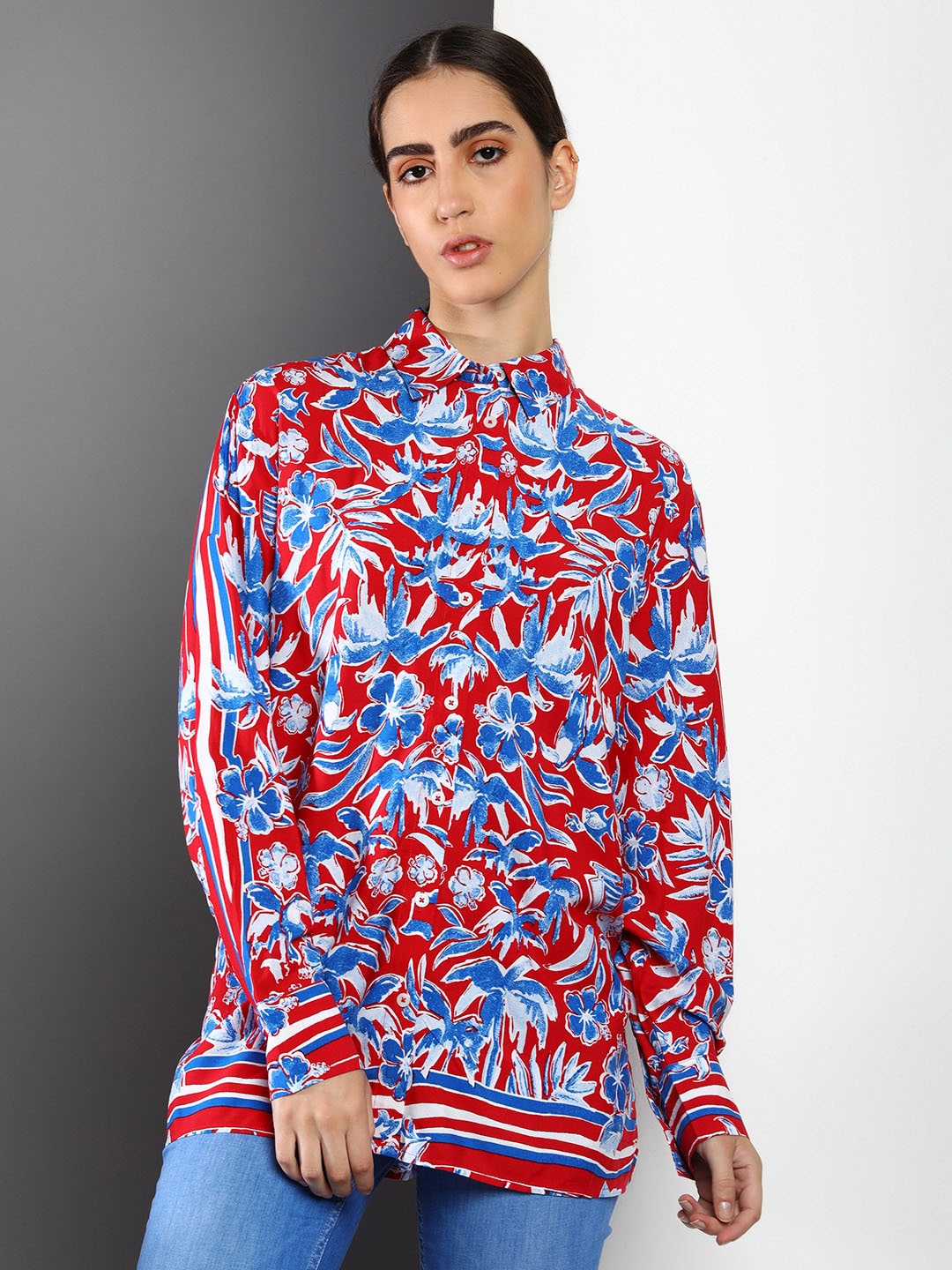 

Tommy Hilfiger Slim Fit Floral Printed Spread Collar Casual Shirt, Red