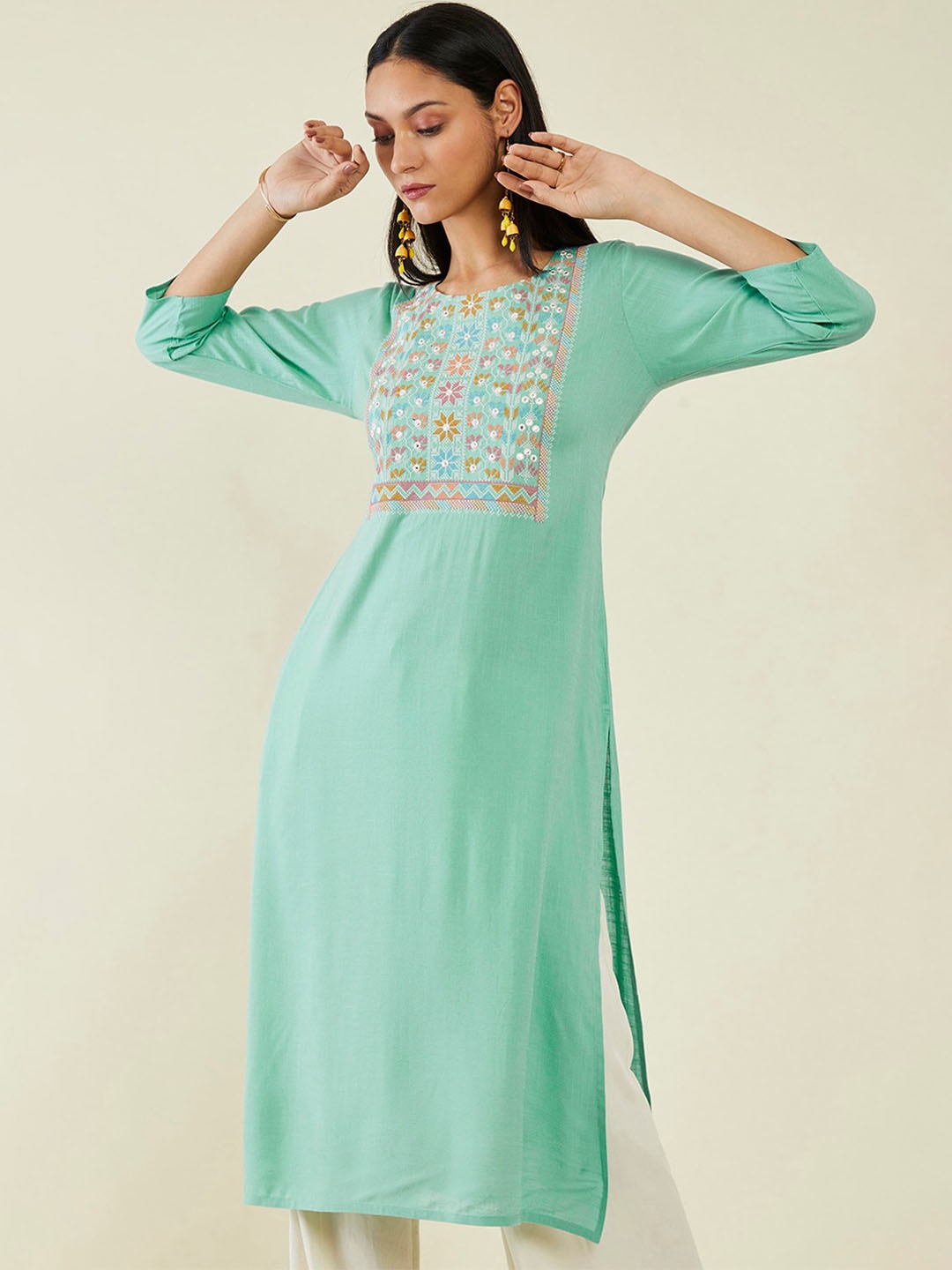 

Soch Yoke Design Embroidered Anarkali Kurta, Green