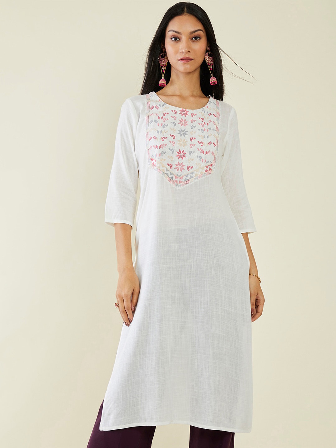 

Soch Women Off White Geometric Yoke Design Straight Kurta