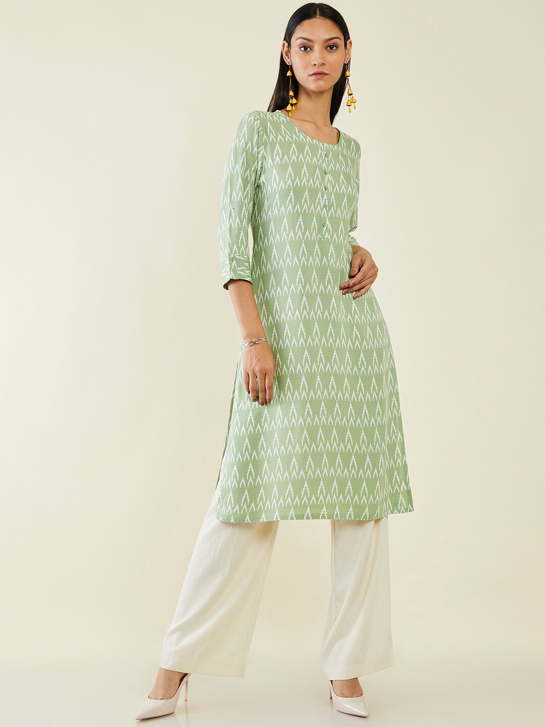 

Soch Women Chevron Printed Round Neck Straight Kurta, Green