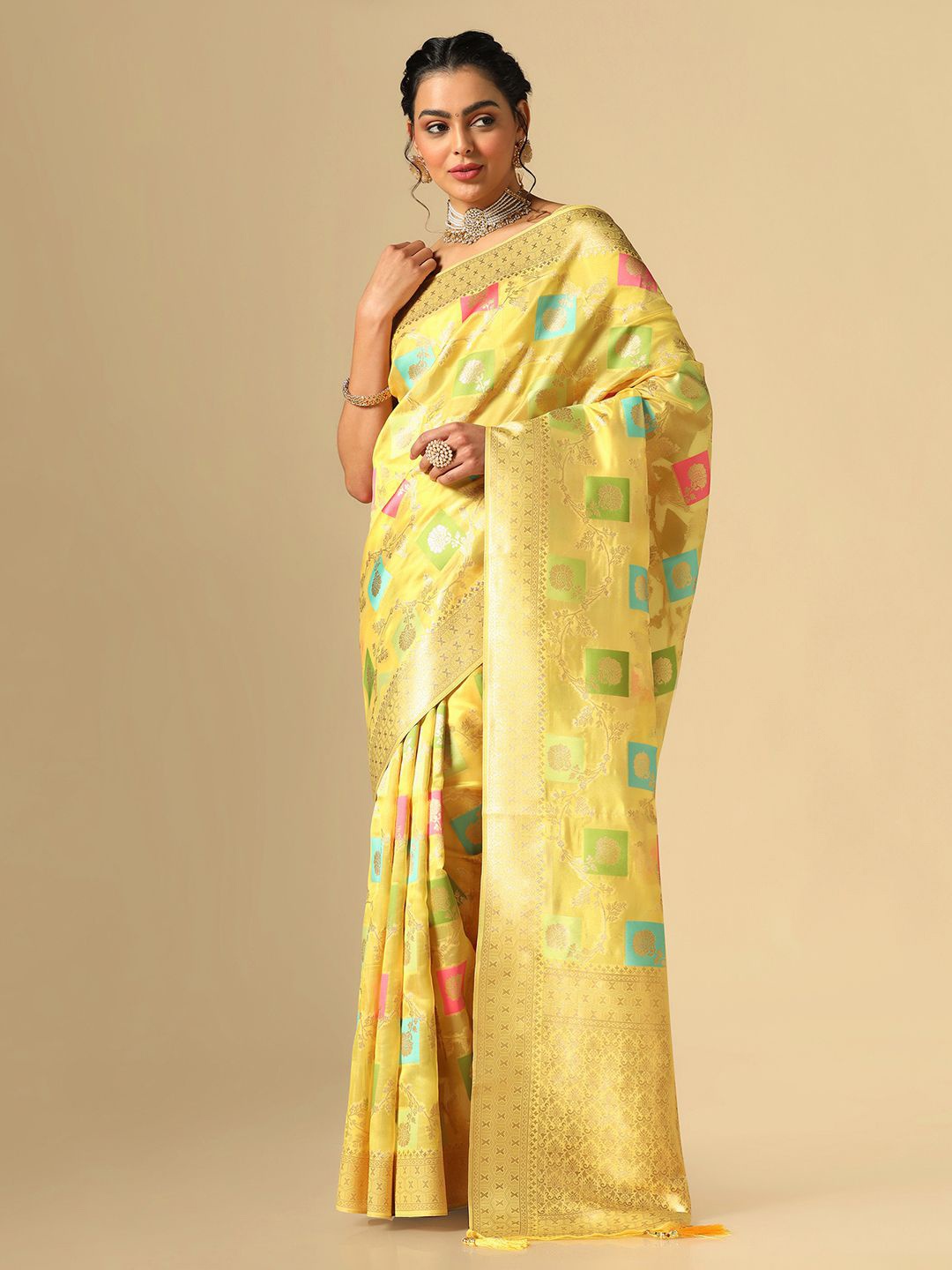 

Mitera Geometric Woven Design Zari Banarasi Saree, Yellow