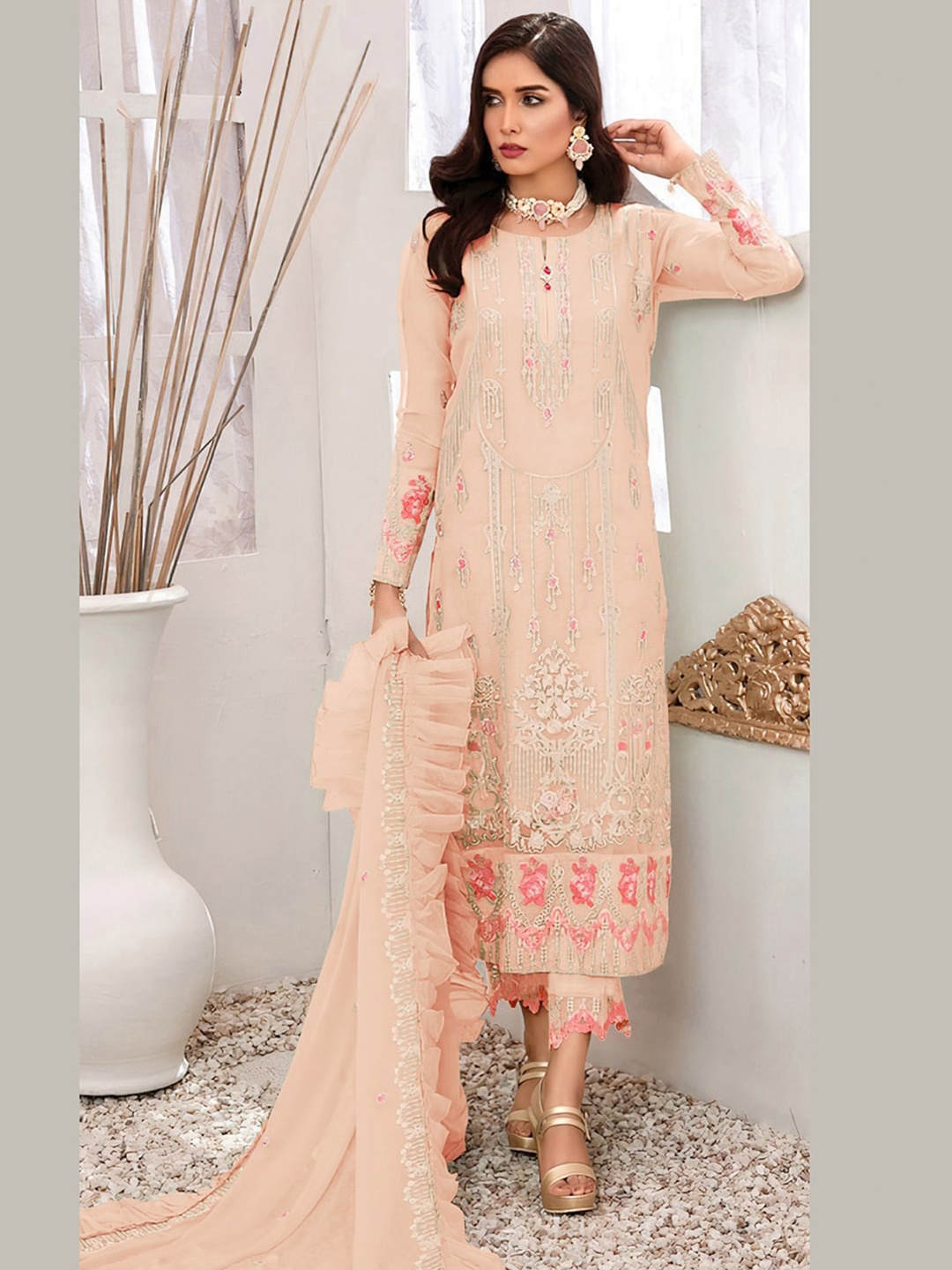 

Satrani Embroidered Unstitched Dress Material, Pink
