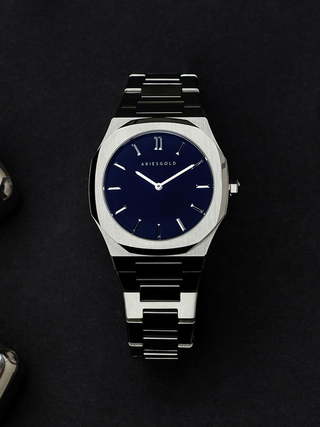 

Aries Gold Men Stainless Steel Bracelet Style Straps Analogue Watch G 1031, Blue