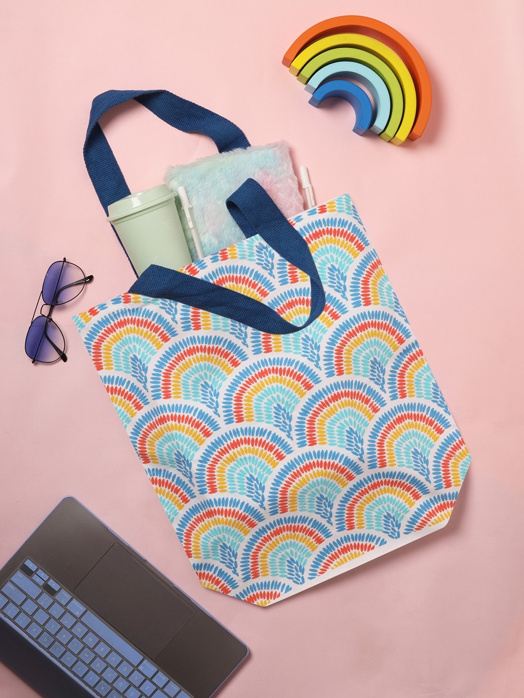 

Doodle Printed Structured Shoulder Bag, White