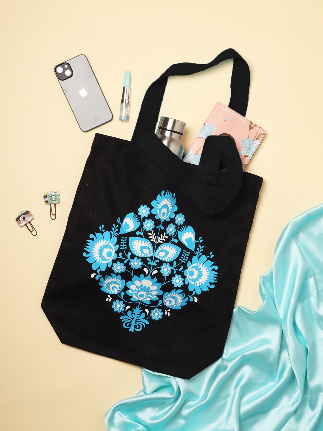 

Doodle Floral Printed Ice Blue Canvas Toted Bag, Black