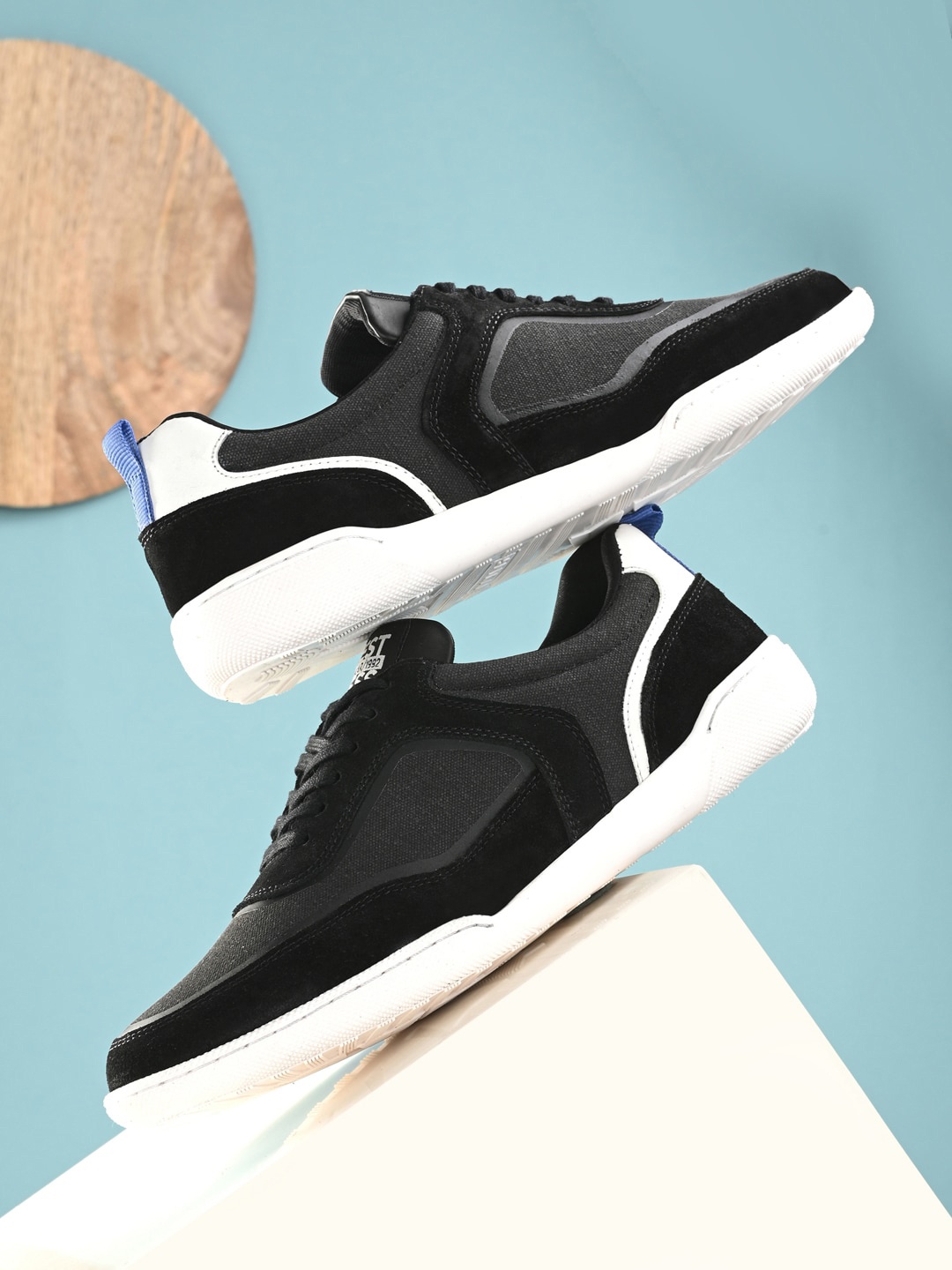 

SPYKAR Men Colourblocked Sneakers, Black