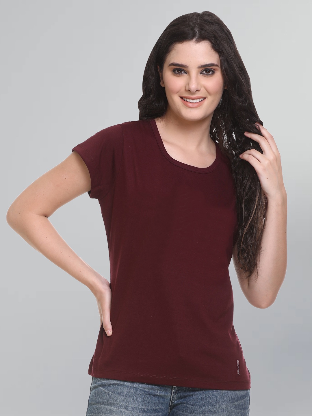 

GODFREY Regular Fit Round Neck Cotton T-shirt, Burgundy