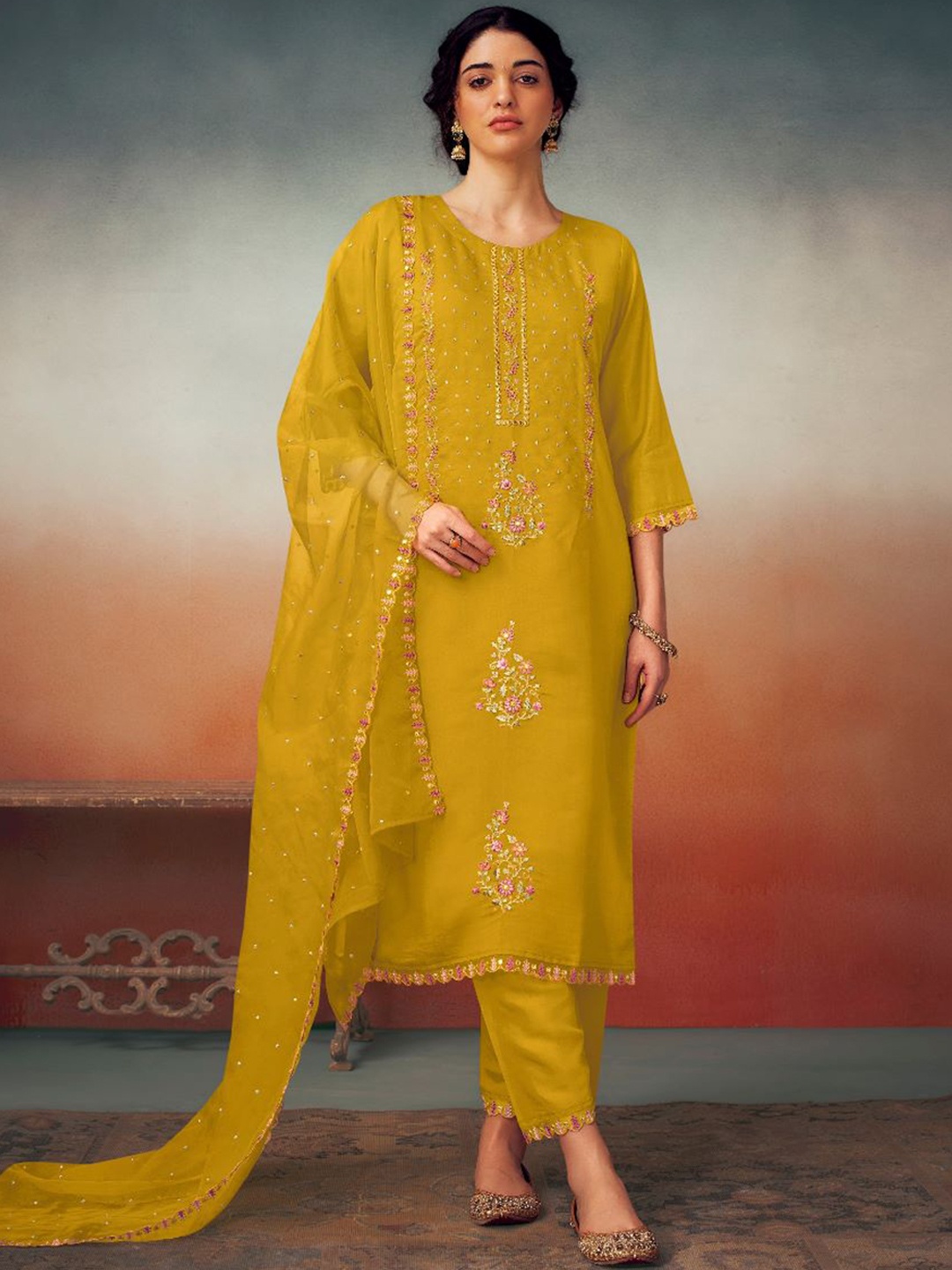 

AUTUMN LANE Embroidered Thread Work Kurta & Trousers With Dupatta, Yellow