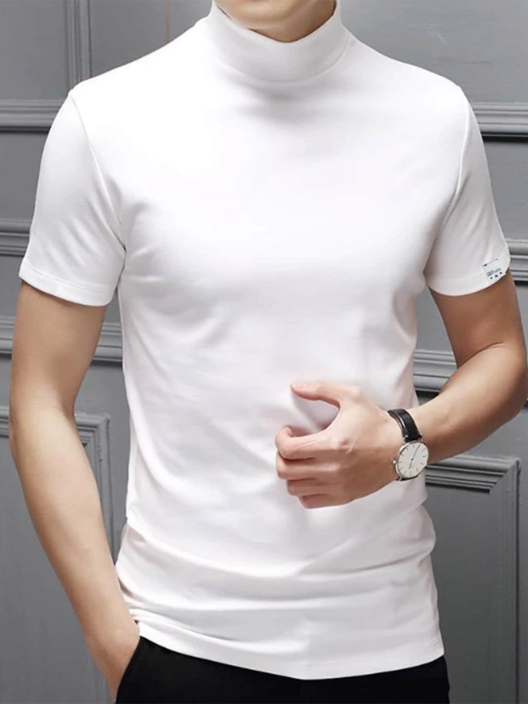 

CLAFOUTIS High Neck Slim Fit T-shirt, White