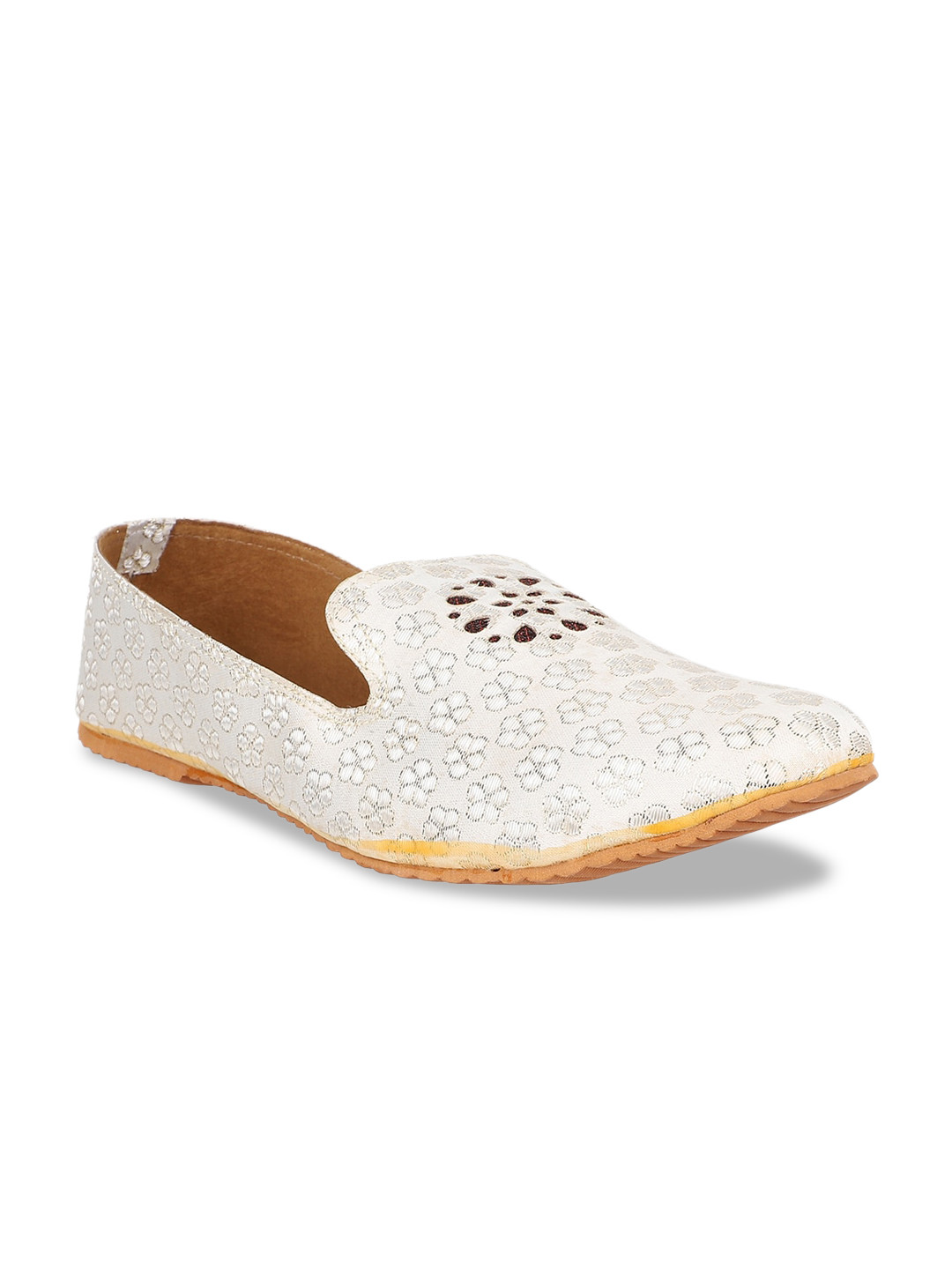 

Ta Chic Men Woven Design Mojaris, White