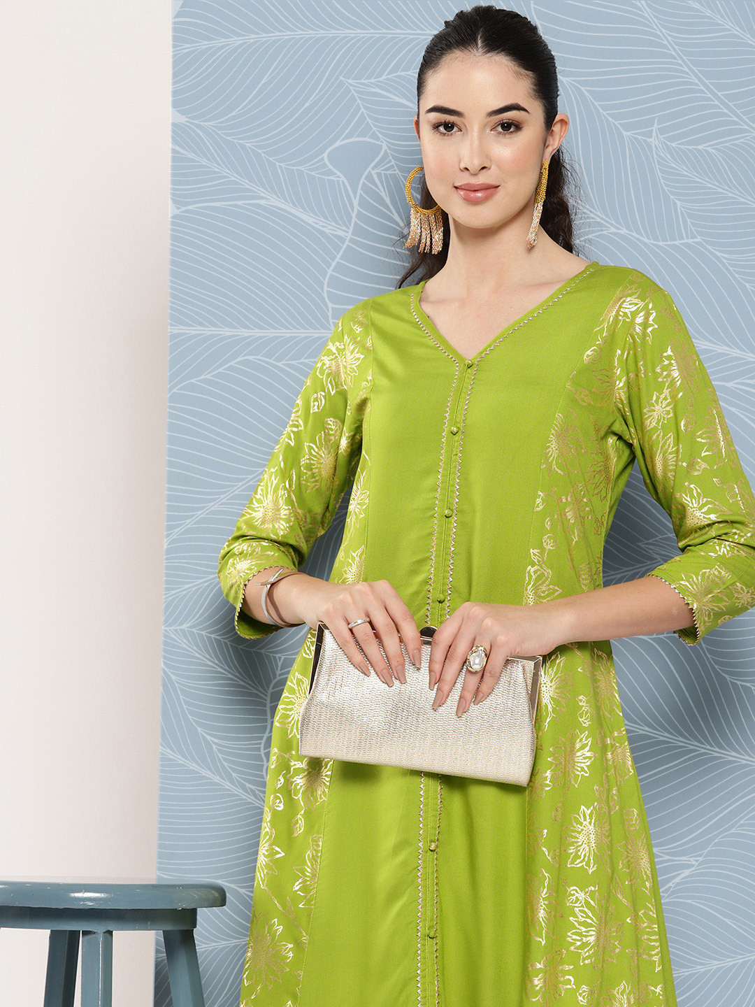 

Janasya Floral Printed Gotta Patti Panelled A-line Kurta, Green