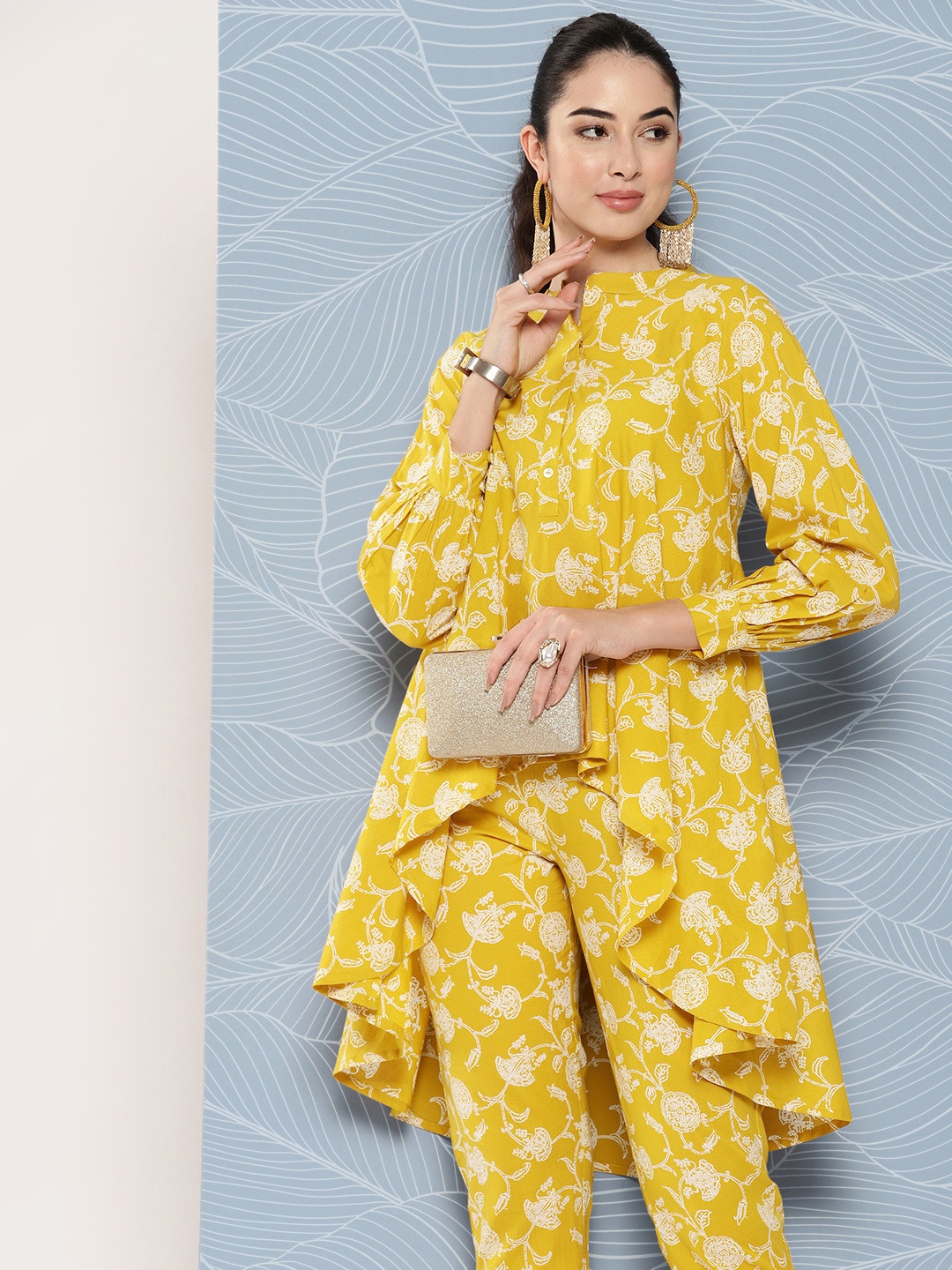 

Janasya Floral Printed Pleated Pure Cotton Co Ord Set, Mustard