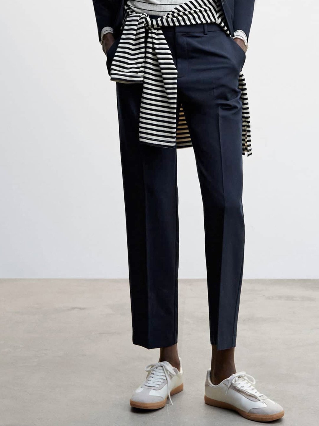 

MANGO Women Slim Fit RegularTrousers, Navy blue