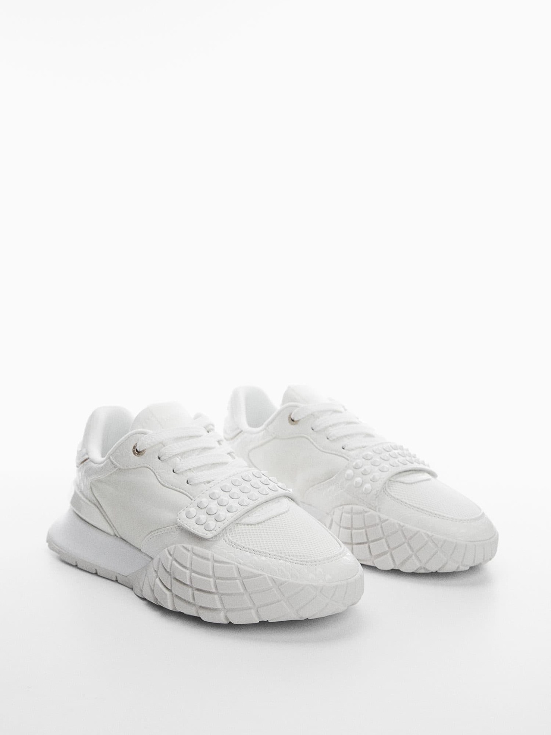 

MANGO Women Textured RESPI Sports Shoes, White