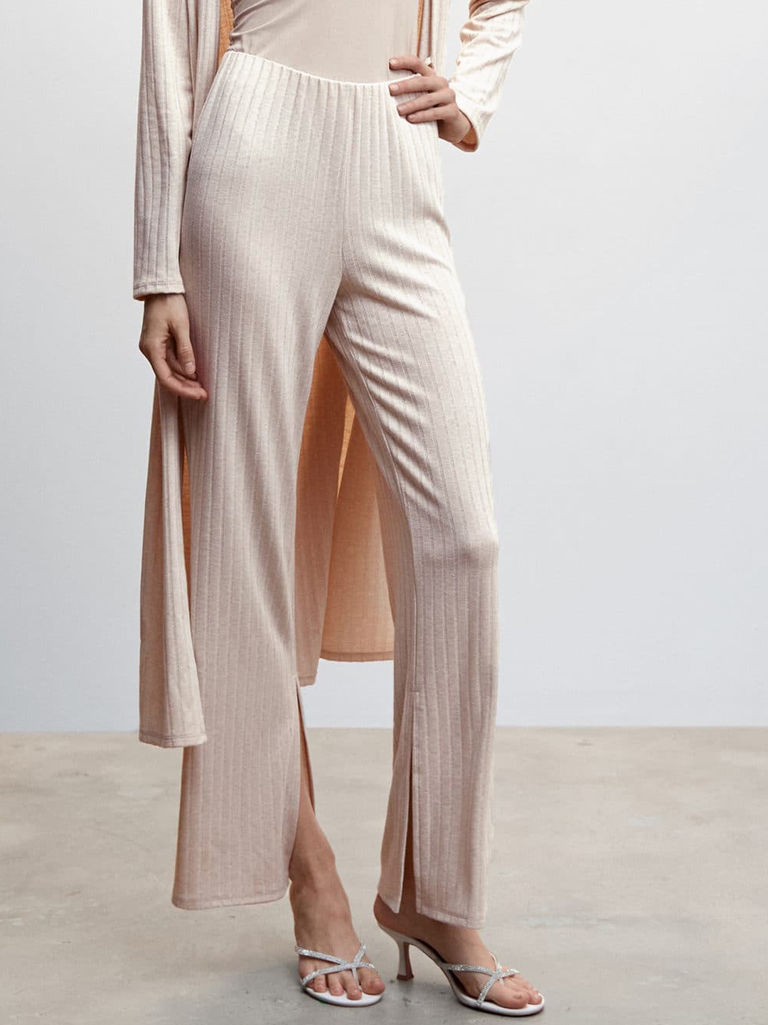 

MANGO Women Ribbed Flared Trousers, Beige