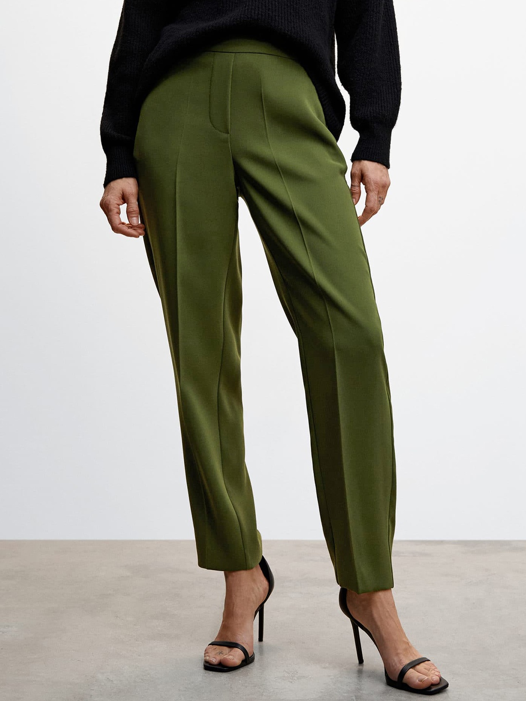 

MANGO Women RegularMid-Rise Regular Fit Trousers, Olive