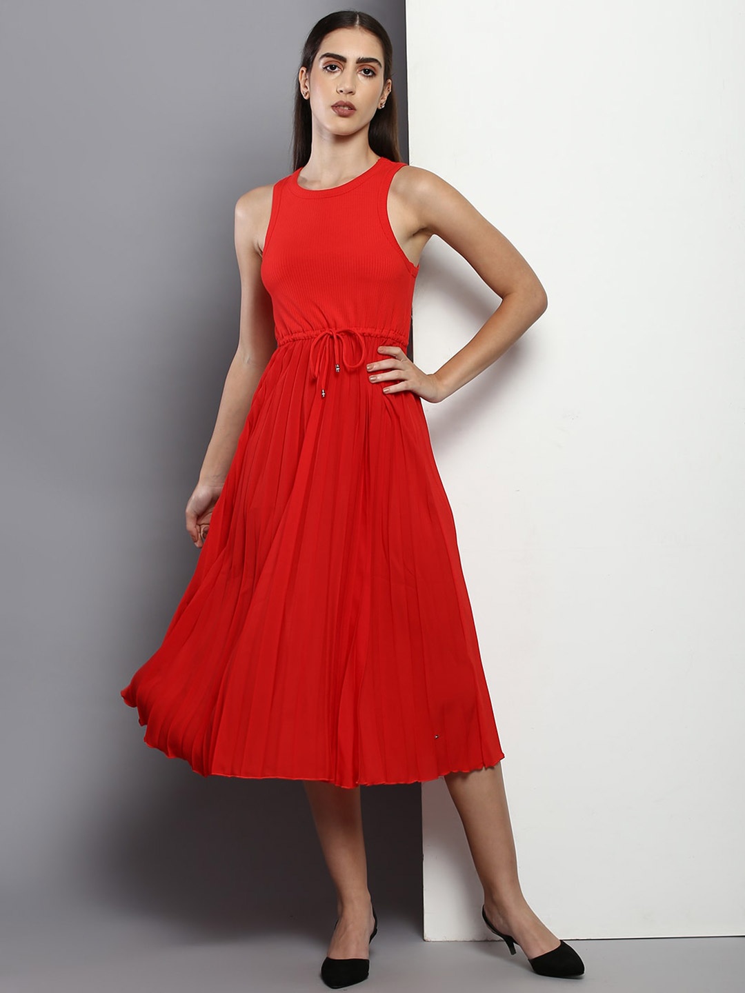 

Tommy Hilfiger Waist Tie Ups Accordion Pleats Midi Dress, Orange