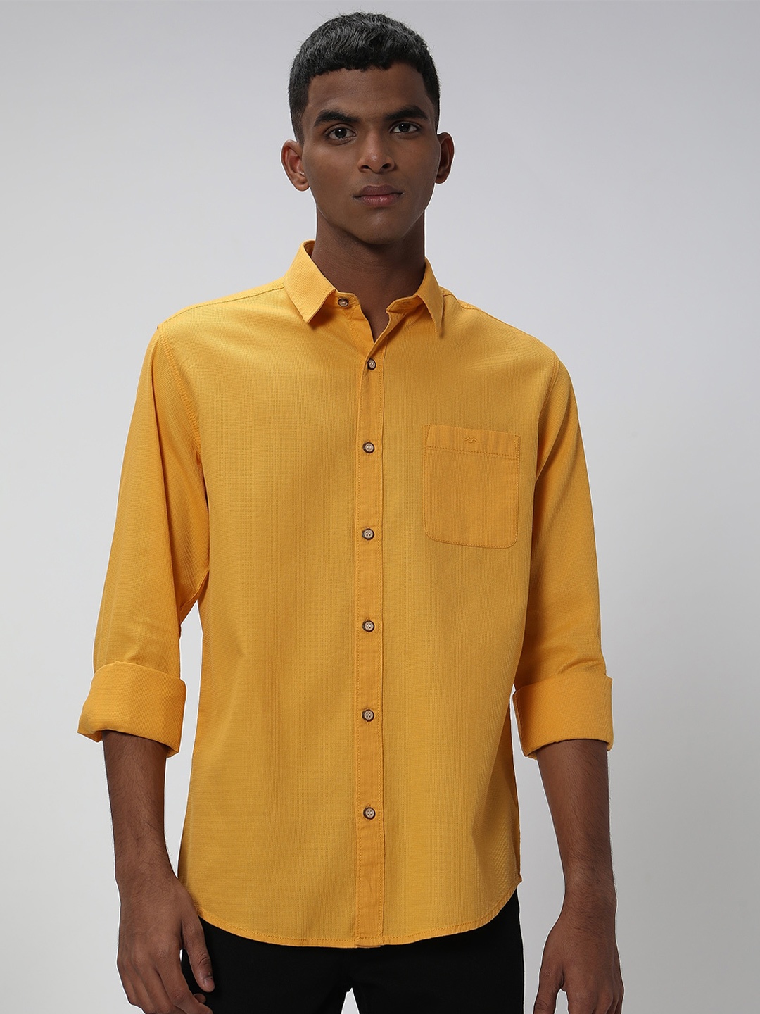 

Mufti Men Trim Slim Fit Spread Collar Pure Cotton Casual Shirt, Mustard