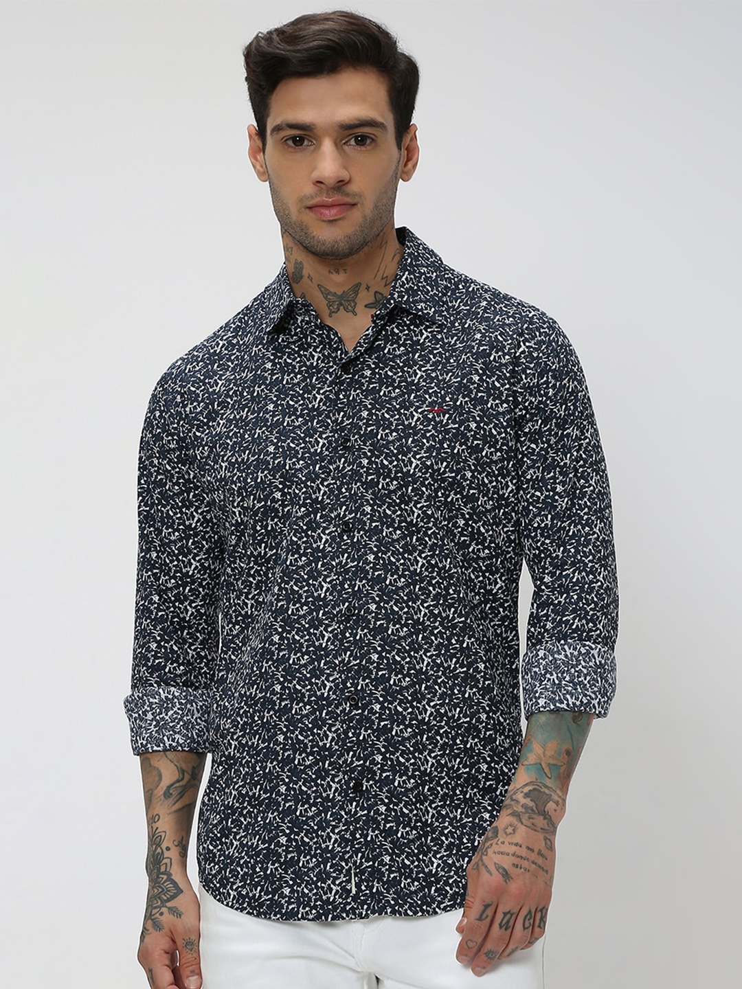 

Mufti Floral Printed Slim Fit Long Sleeves Casual Shirt, Navy blue