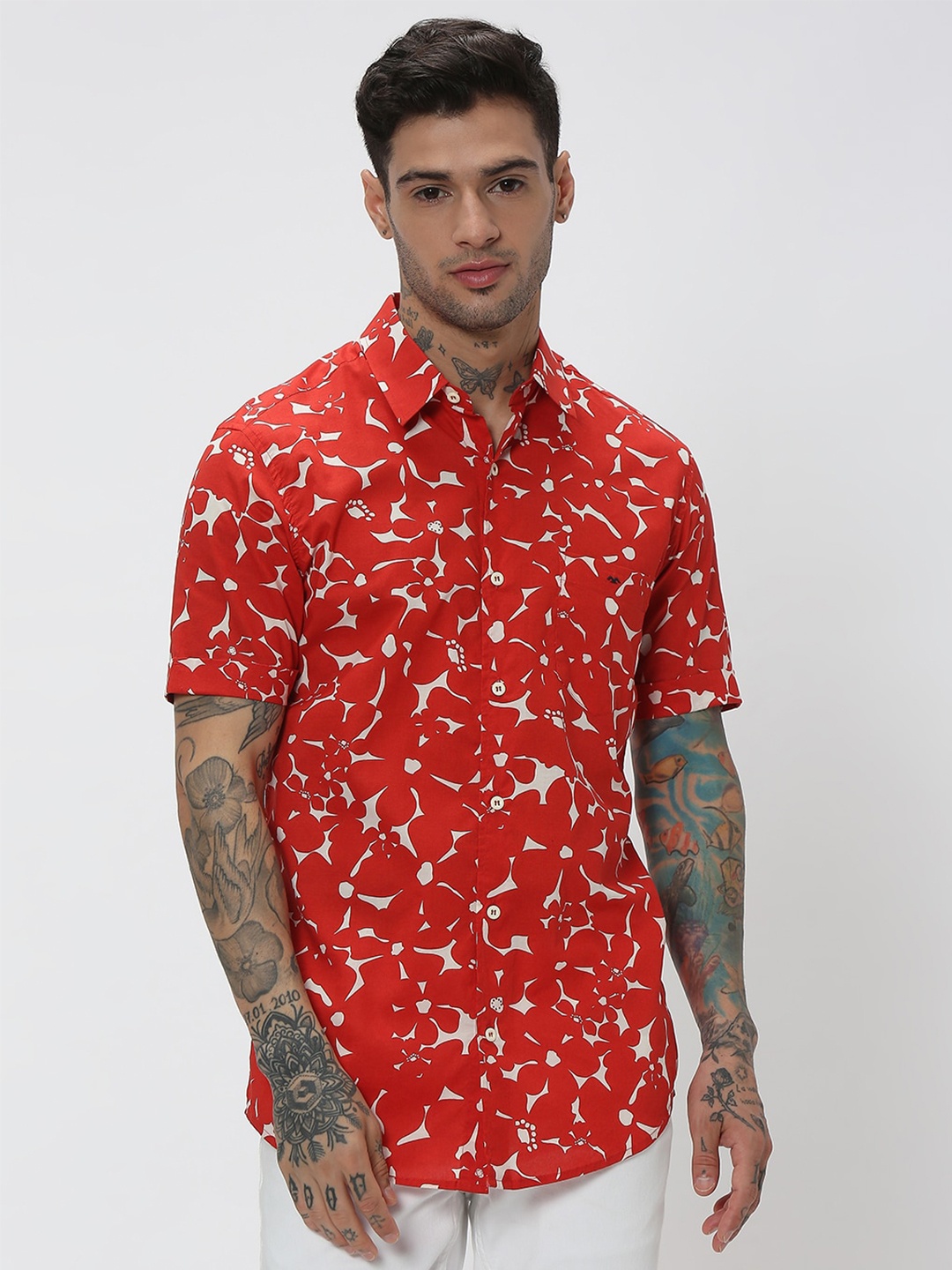 

Mufti Trim Slim Fit Abstract Printed Pure Cotton Casual Shirt, Red