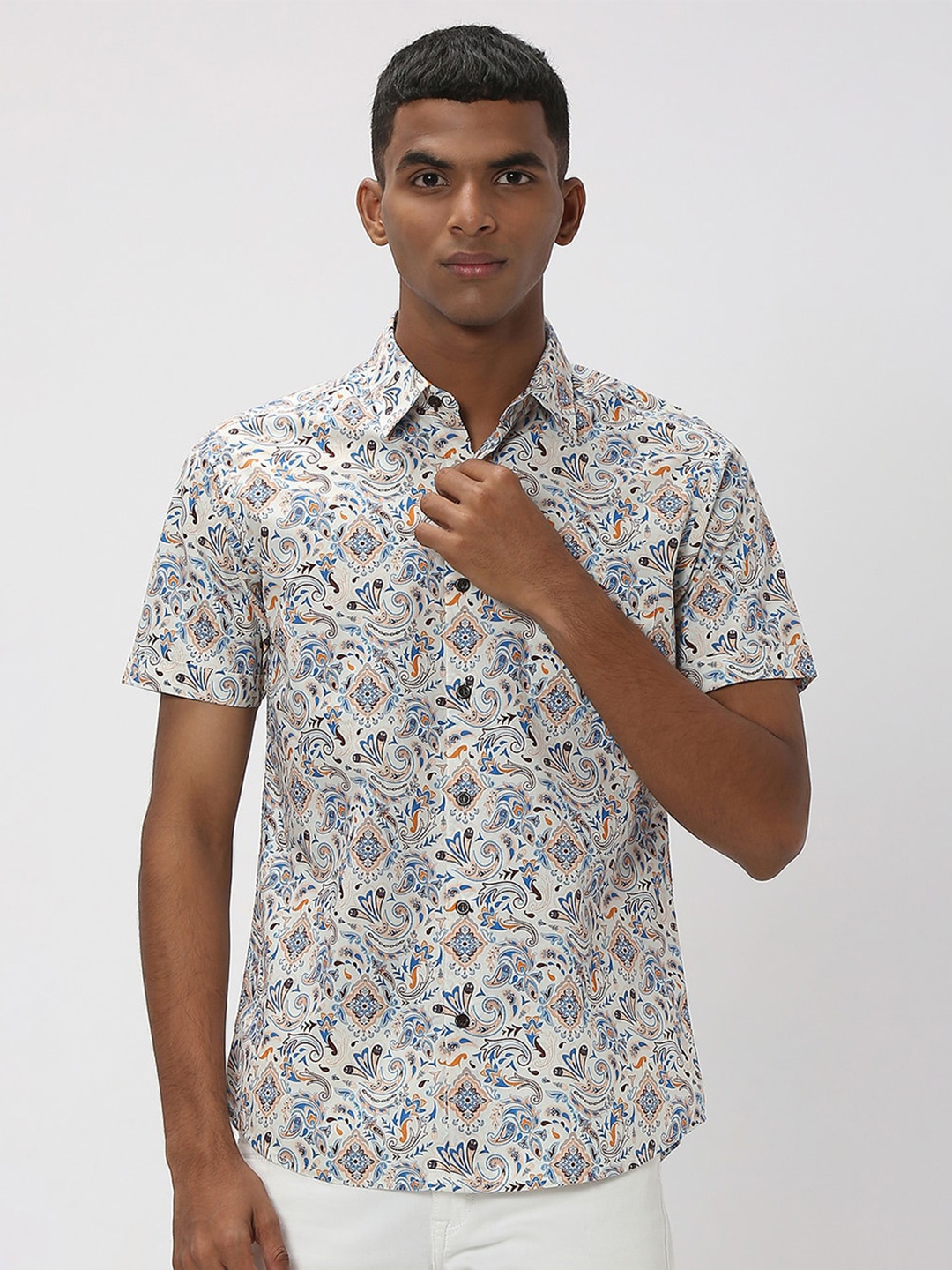 

Mufti Trim Slim Fit Floral Printed Pure Cotton Casual Shirt, Off white