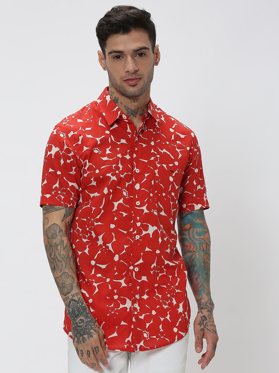 

Mufti Trim Slim Fit Abstract Printed Pure Cotton Casual Shirt, Red