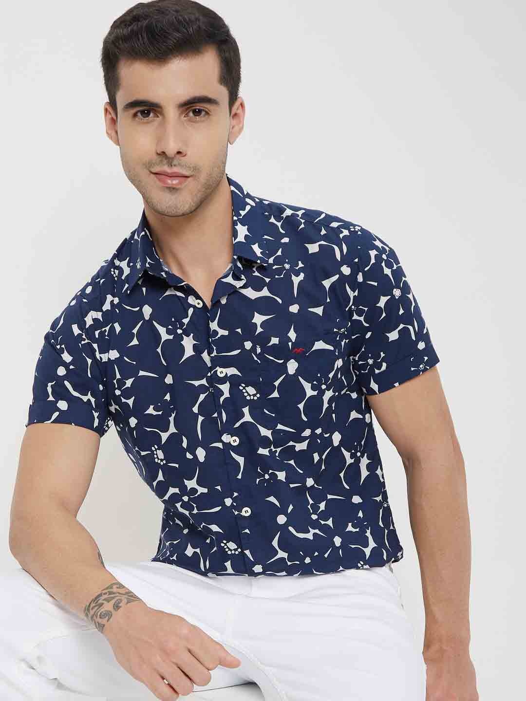 

Mufti Plus Size Trim Slim Fit Abstract Printed Pure Cotton Casual Shirt, Navy blue
